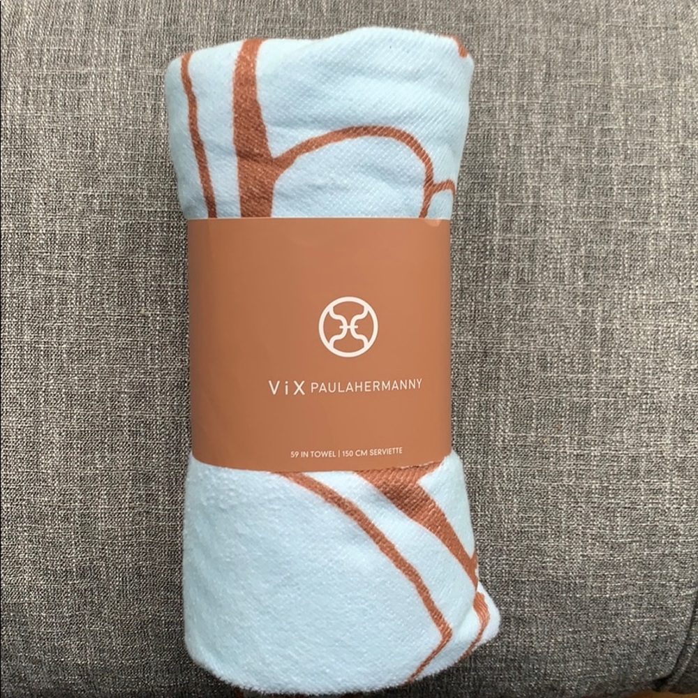 🆕 ViX Paula Hermanny-Beach Towel